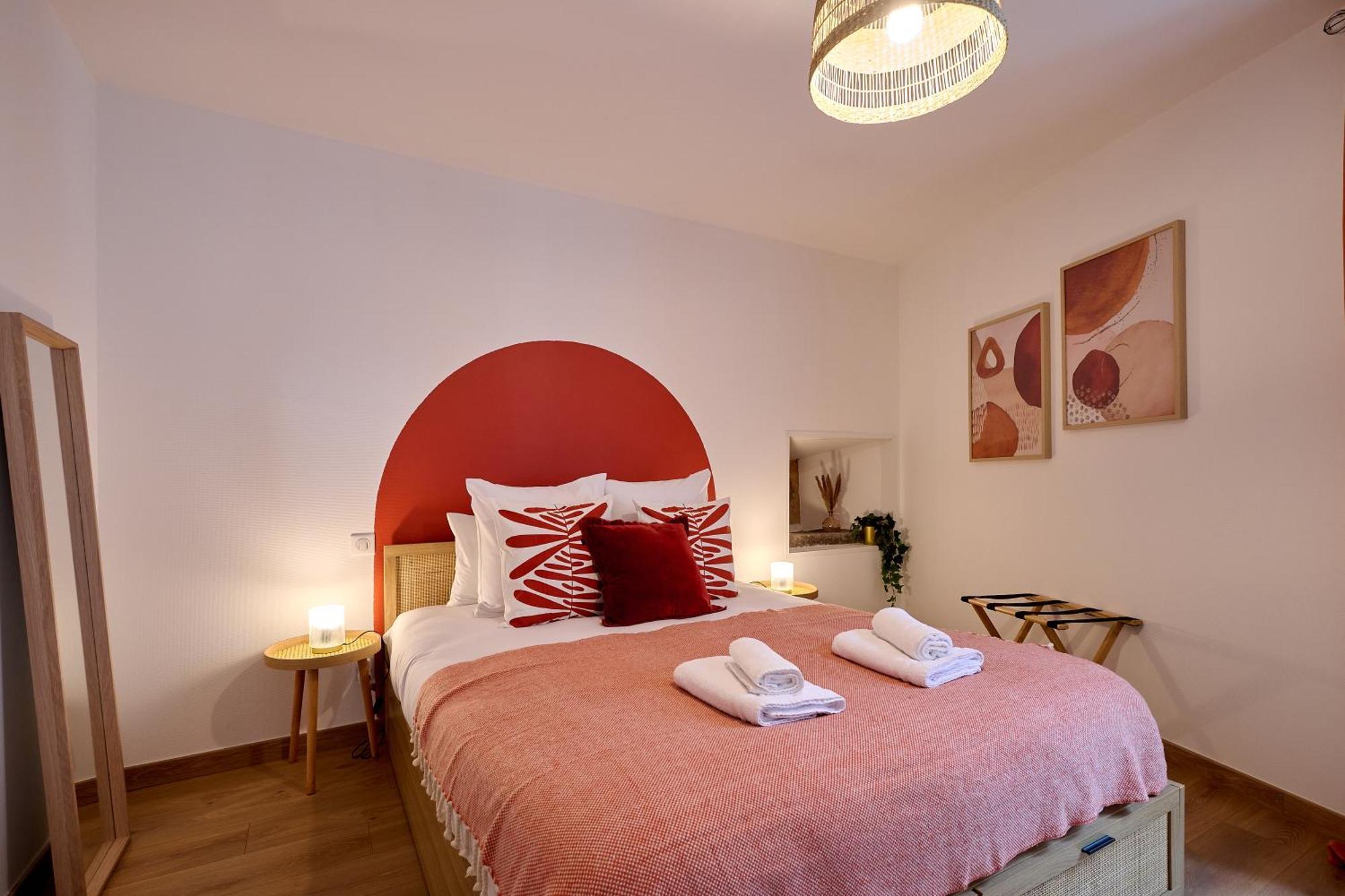 Le Oliva Chez Les M By Primo Conciergerie Lejlighed Nevers Eksteriør billede