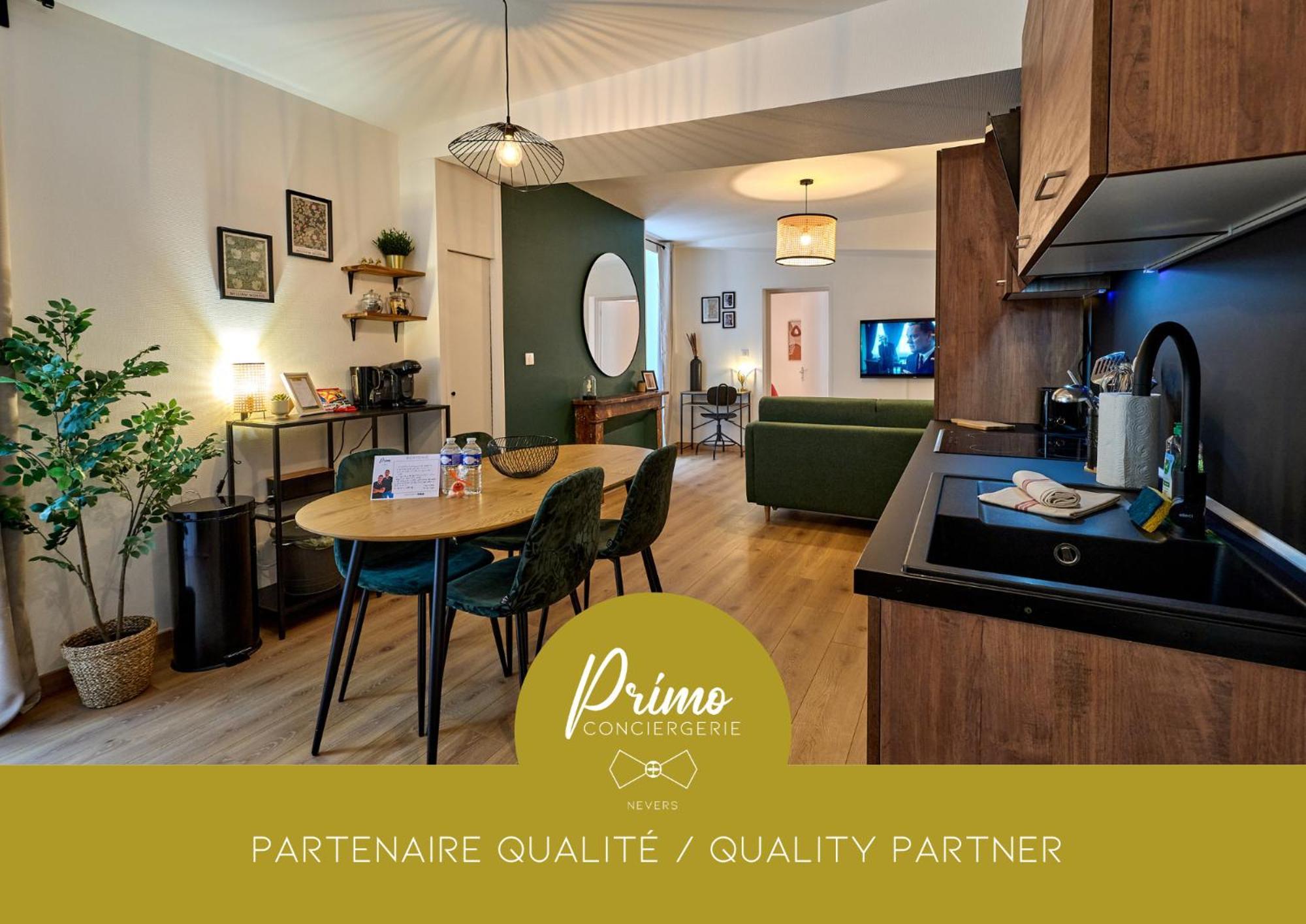 Le Oliva Chez Les M By Primo Conciergerie Lejlighed Nevers Eksteriør billede